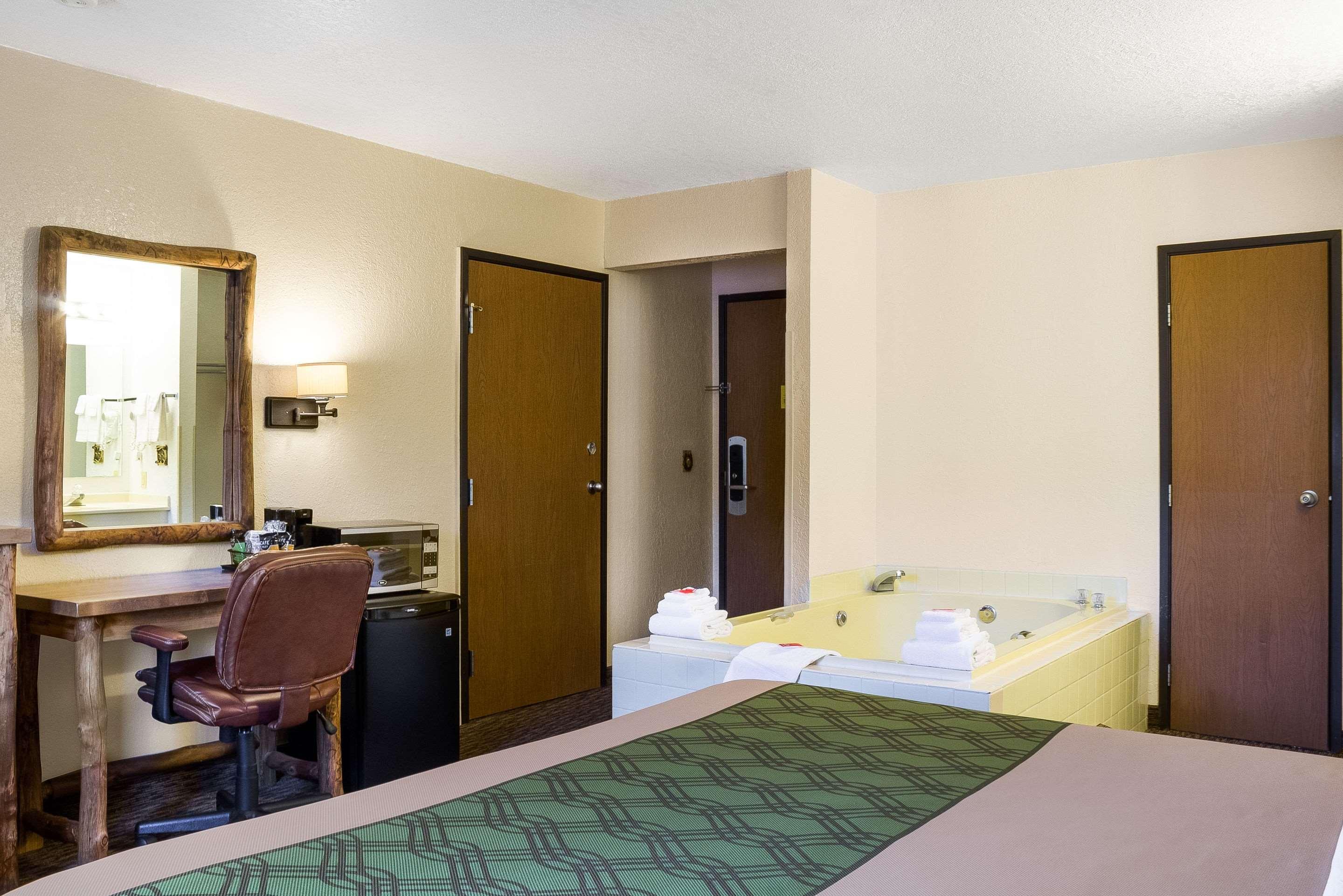 Econo Lodge, Downtown Custer Near Custer State Park And Mt Rushmore Exterior photo