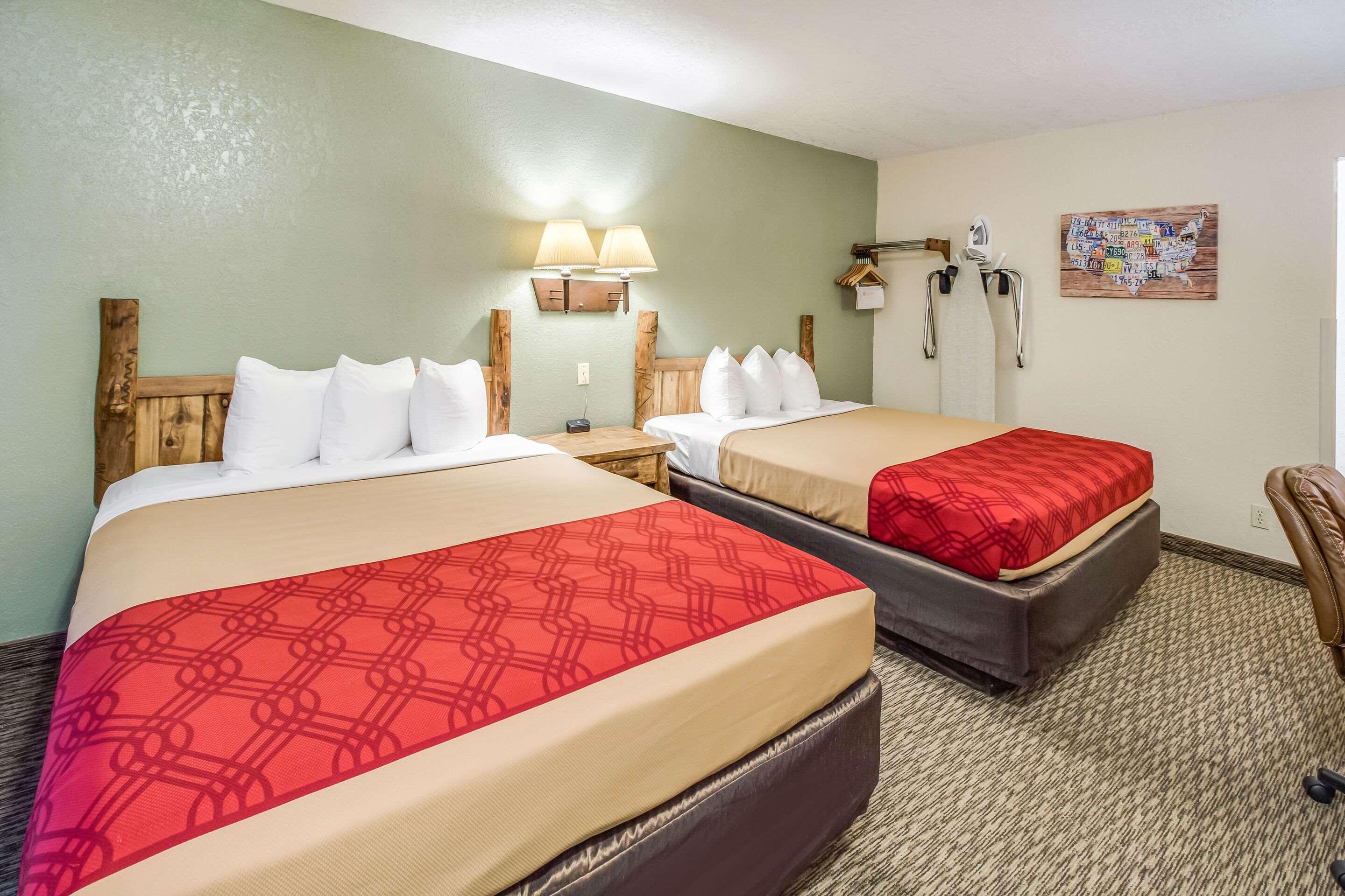 Econo Lodge, Downtown Custer Near Custer State Park And Mt Rushmore Exterior photo